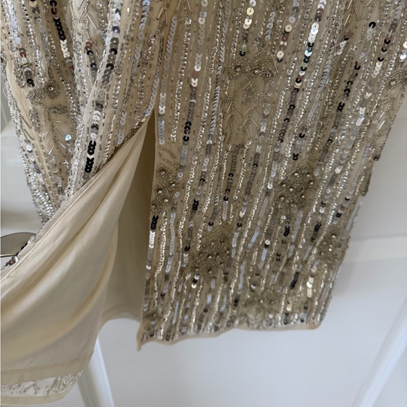 NWT Mac Duggal Dress Size 8 Embellished Sequin Beaded Flutter Sleeve 5575 Nude - Picture 8 of 11